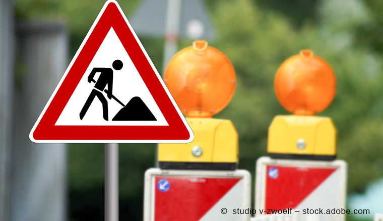 Aufsteller haftet für Autoschaden durch umgestürztes Schild